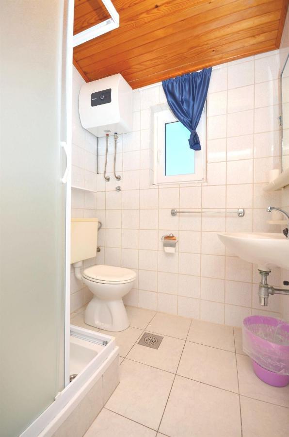 Apartments And Rooms On The Beach Vodice Ngoại thất bức ảnh